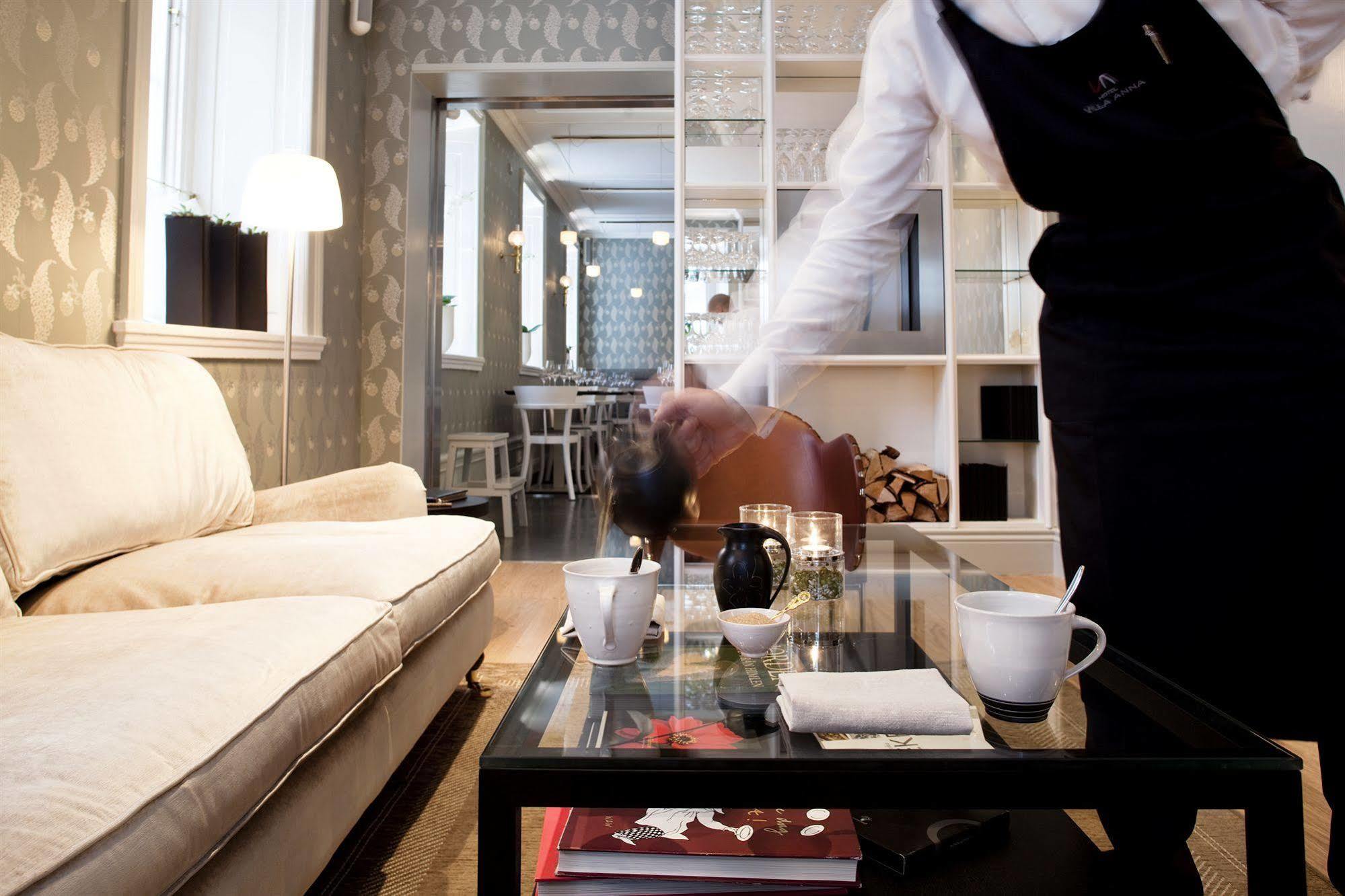 Hotel Villa Anna อุปซอลา ภายนอก รูปภาพ
